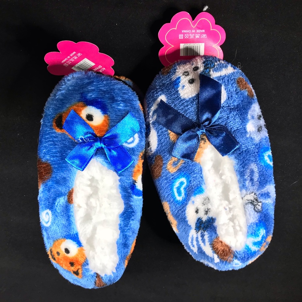 ✅🆕Kids Adorable plush cozy slippers